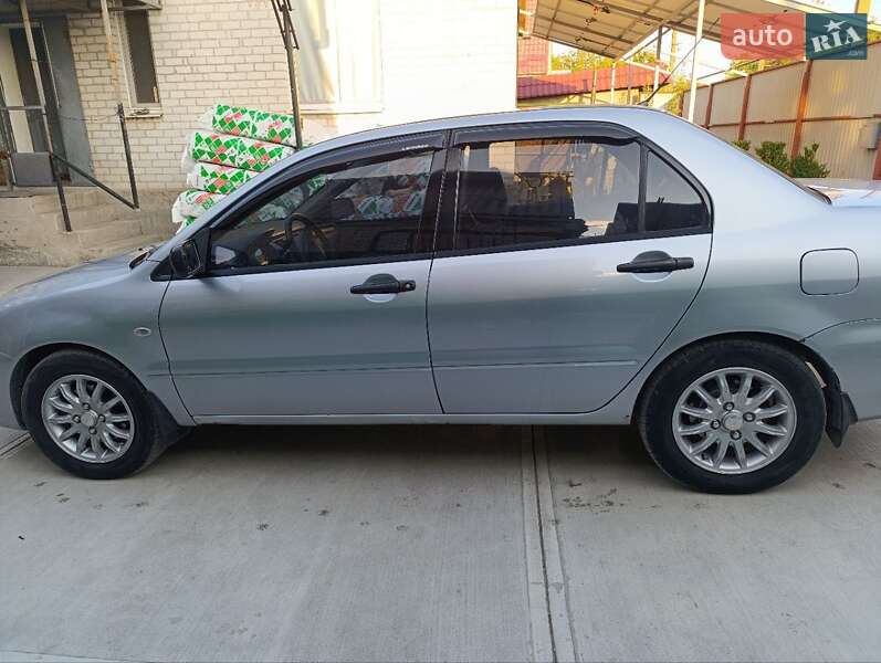Седан Mitsubishi Lancer 2004 в Запорожье фото 10 Седан Mitsubishi Lancer 2004 в Запорожье