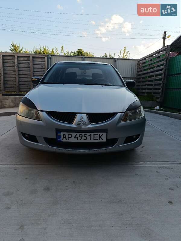 Седан Mitsubishi Lancer 2004 в 