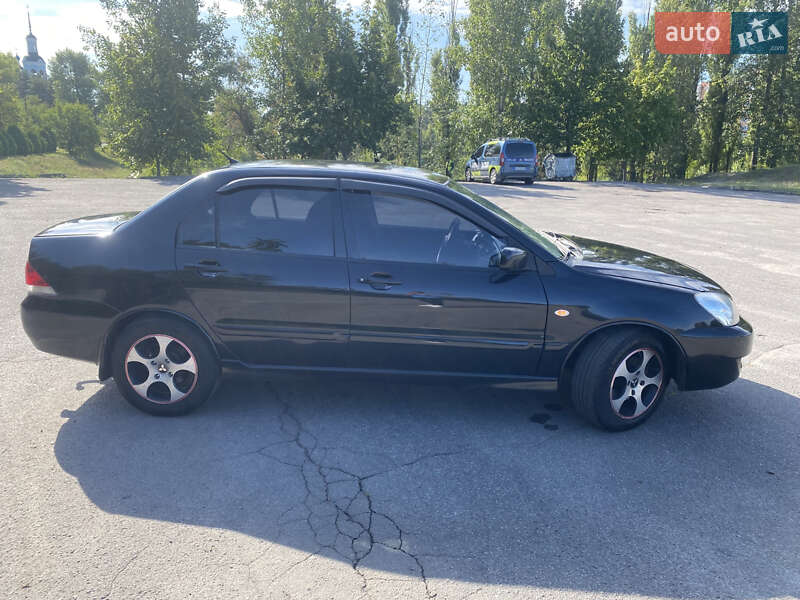 Седан Mitsubishi Lancer 2006 в Горішніх Плавнях