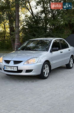 Седан Mitsubishi Lancer 2005 в Черновцах