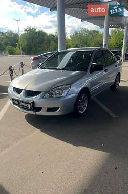 Седан Mitsubishi Lancer 2004 в 