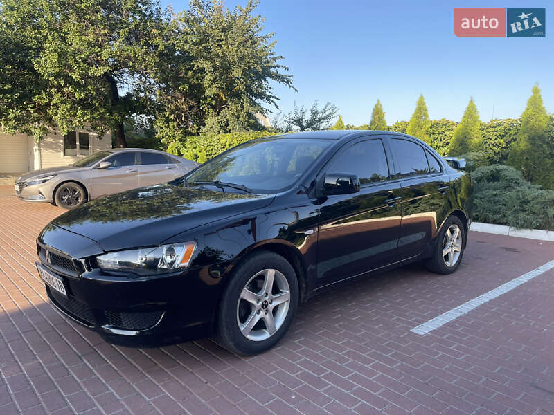 Седан Mitsubishi Lancer 2008 в Прилуках