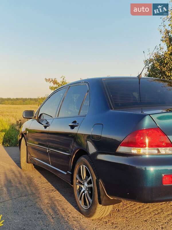 Седан Mitsubishi Lancer 2008 в Харькове
