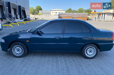 Седан Mitsubishi Lancer 1996 в 