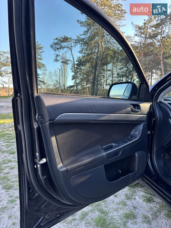 Седан Mitsubishi Lancer 2011 в Черкасах