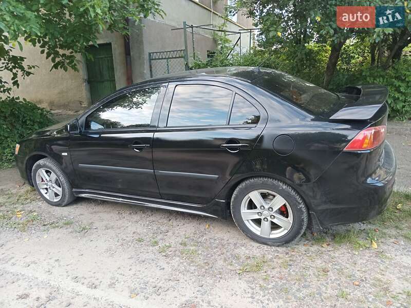 Седан Mitsubishi Lancer 2008 в Львове