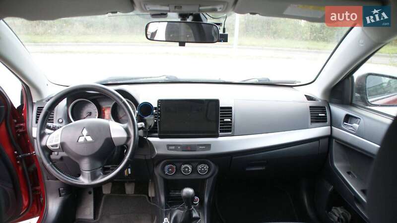 Седан Mitsubishi Lancer 2009 в Львове