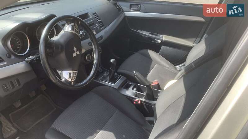 Седан Mitsubishi Lancer 2008 в Ромнах