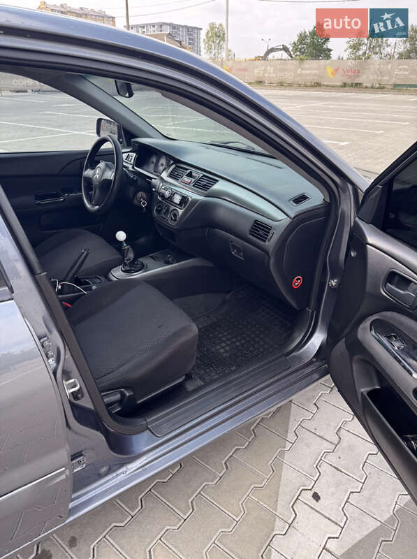 Седан Mitsubishi Lancer 2008 в Ивано-Франковске