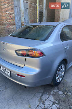 Седан Mitsubishi Lancer 2015 в 