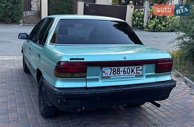 Седан Mitsubishi Lancer 1989 в 