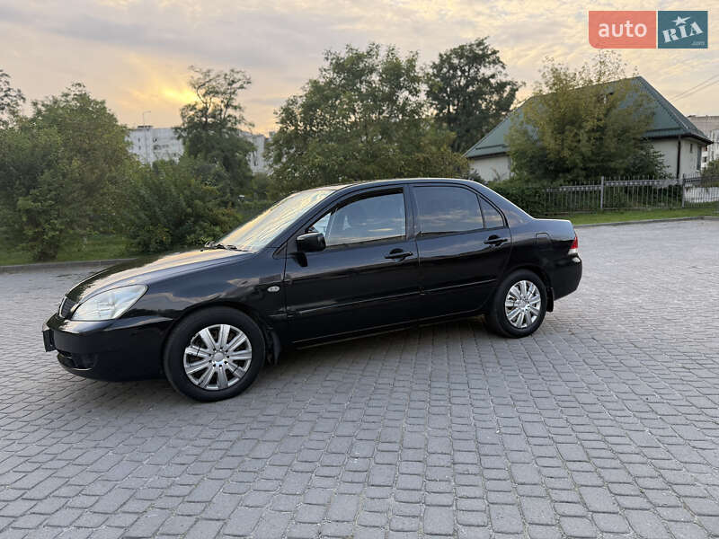 Седан Mitsubishi Lancer 2006 в Львові