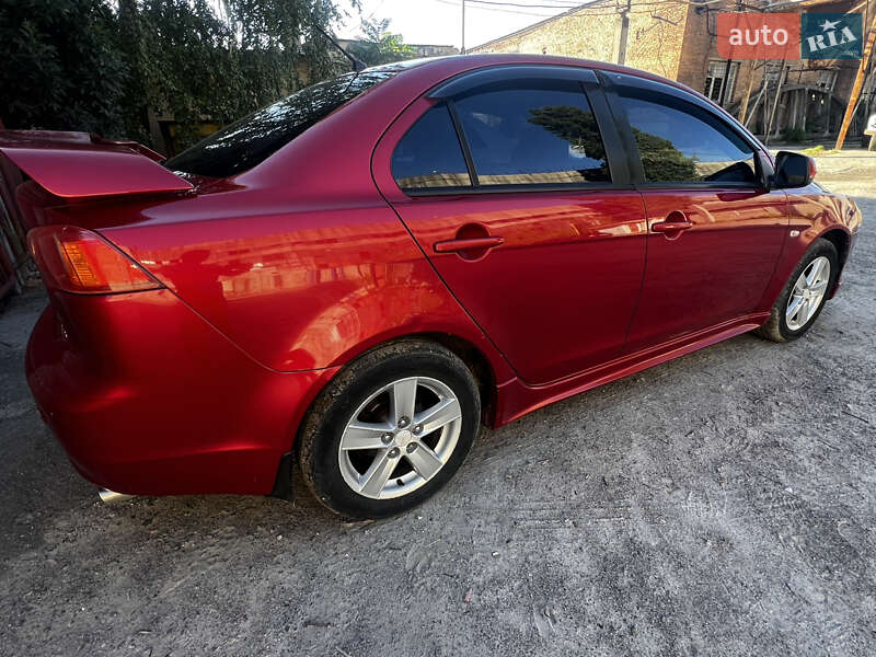 Седан Mitsubishi Lancer 2008 в Николаеве
