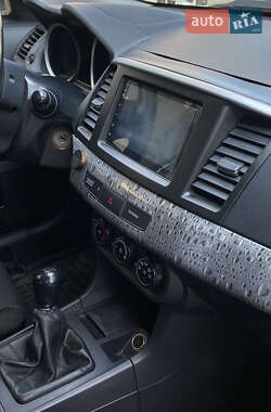Седан Mitsubishi Lancer 2009 в 
