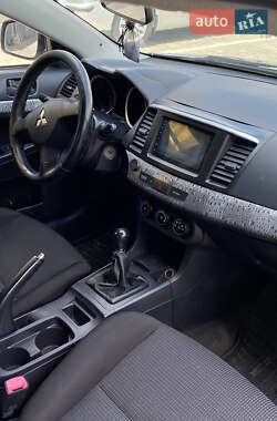 Седан Mitsubishi Lancer 2009 в 