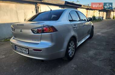 Седан Mitsubishi Lancer 2016 в Києві