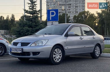 Седан Mitsubishi Lancer 2006 в Києві