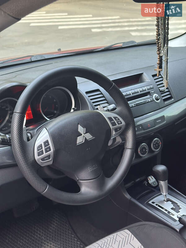 Седан Mitsubishi Lancer 2008 в Ужгороде