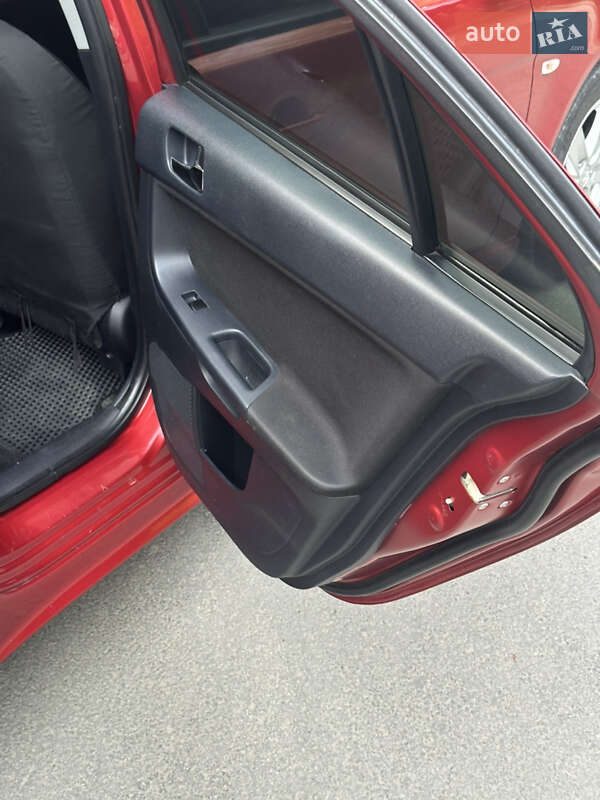 Седан Mitsubishi Lancer 2008 в Ужгороде