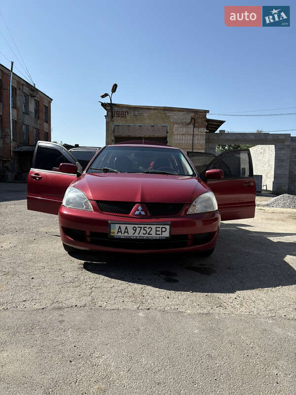 Седан Mitsubishi Lancer 2007 в Корце