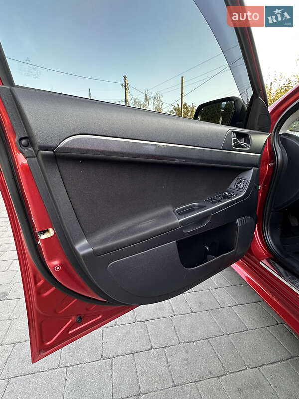 Седан Mitsubishi Lancer 2008 в Львове