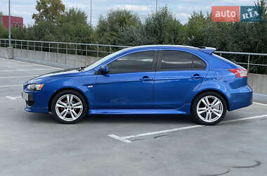 Хэтчбек Mitsubishi Lancer 2011 в 