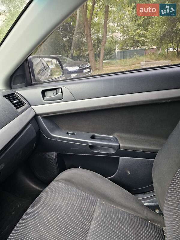Седан Mitsubishi Lancer 2009 в Івано-Франківську