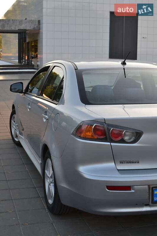 Седан Mitsubishi Lancer 2014 в Кременчуге
