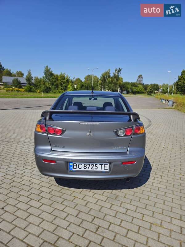 Седан Mitsubishi Lancer 2013 в Львове фото 16 Седан Mitsubishi Lancer 2013 в Львове