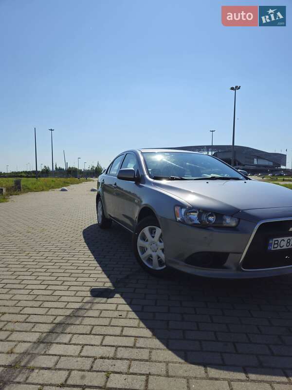 Седан Mitsubishi Lancer 2013 в Львове фото 21 Седан Mitsubishi Lancer 2013 в Львове
