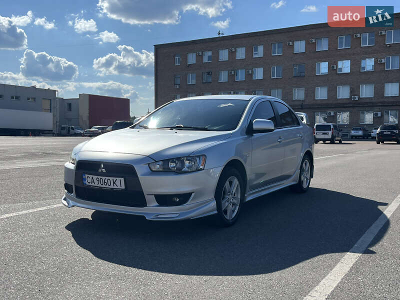 Седан Mitsubishi Lancer 2008 в Черкасах