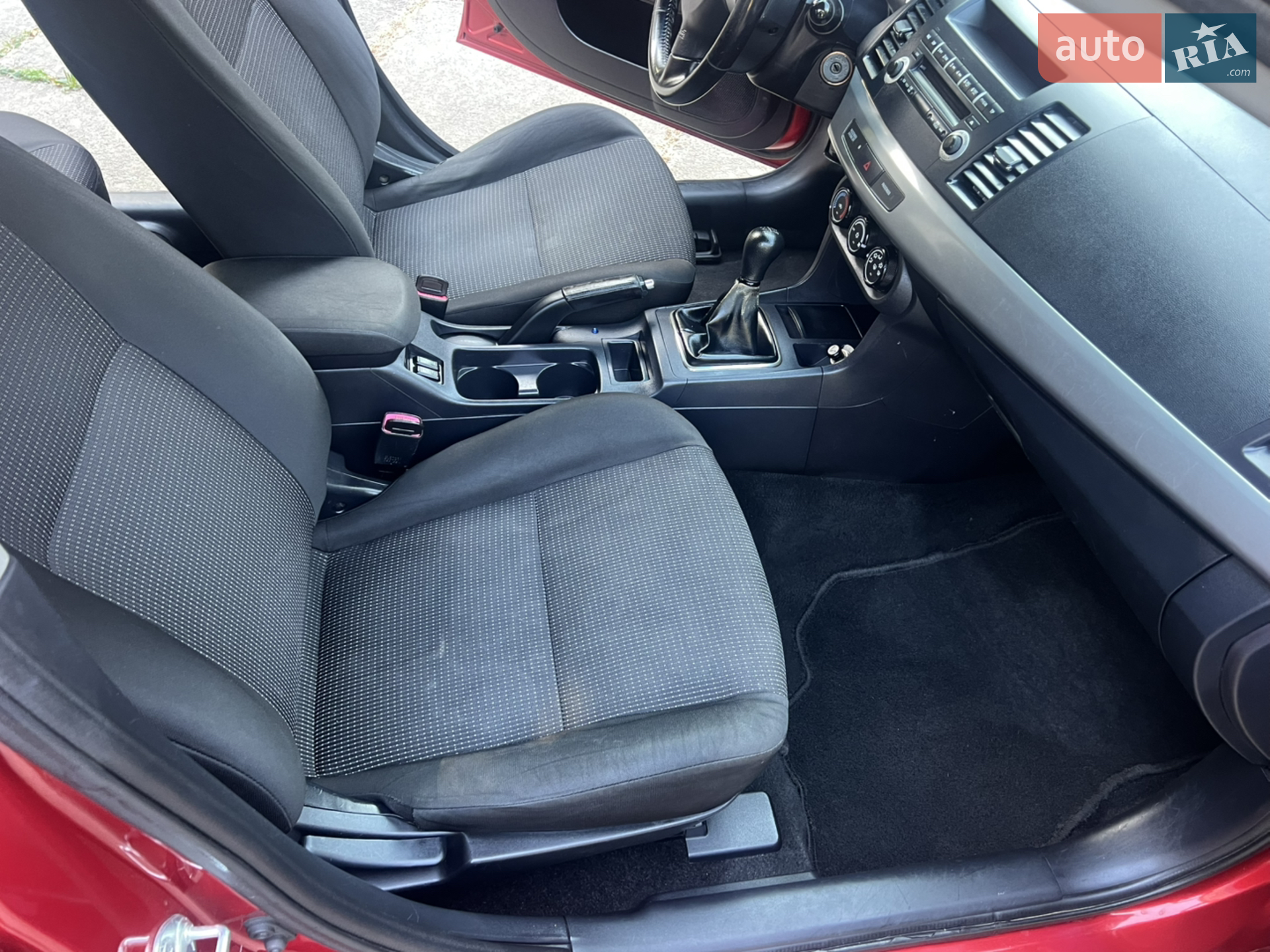 2010 Mitsubishi Lancer - мініатюра 24