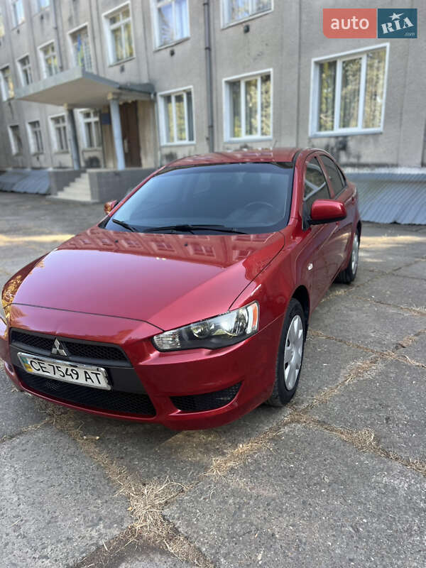 Седан Mitsubishi Lancer 2010 в Чернівцях