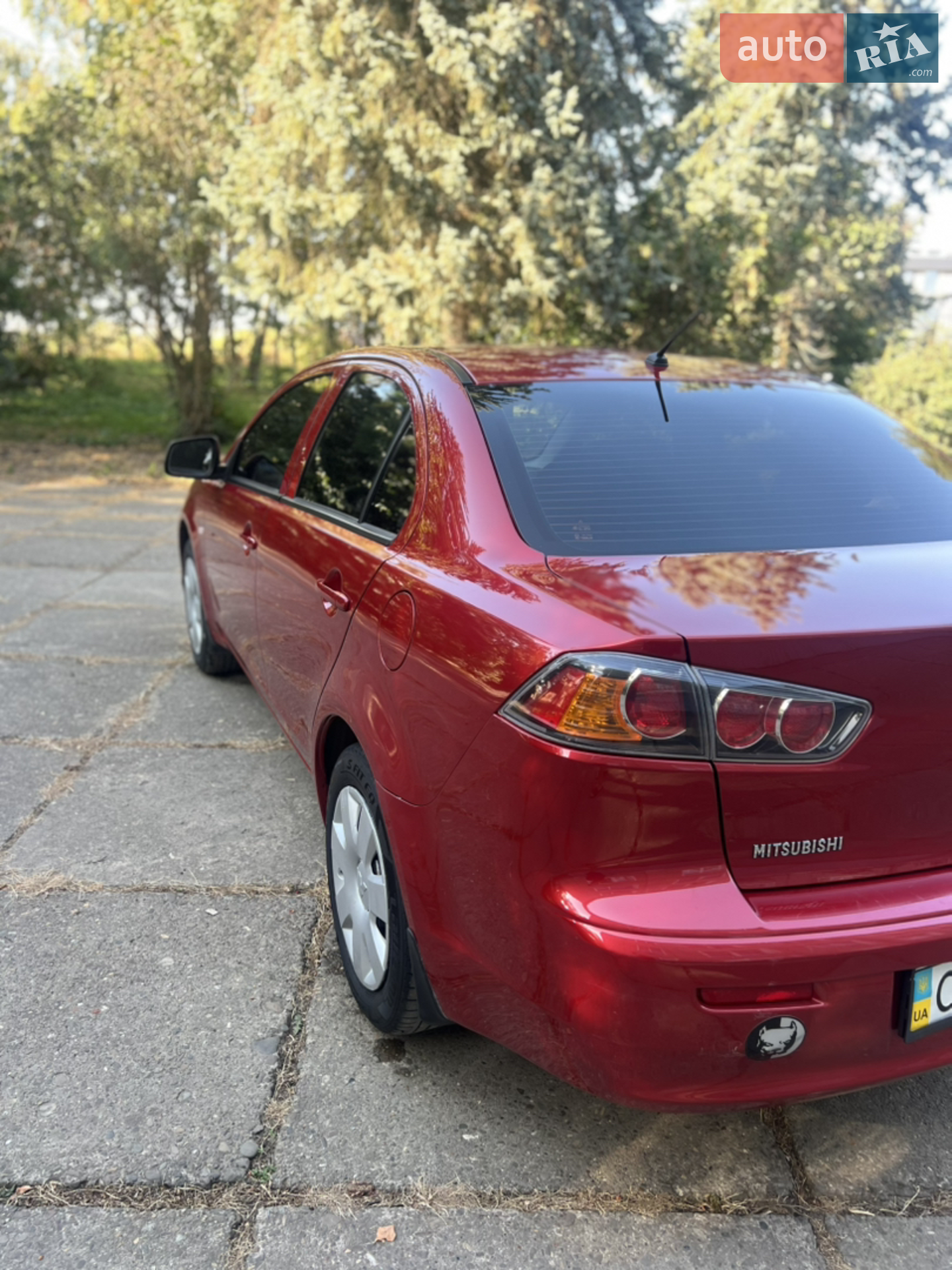 2010 Mitsubishi Lancer - мініатюра 32
