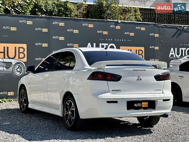 Седан Mitsubishi Lancer 2012 в Харкові
