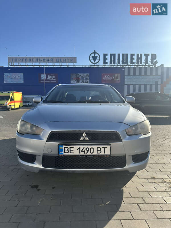 Седан Mitsubishi Lancer 2009 в 