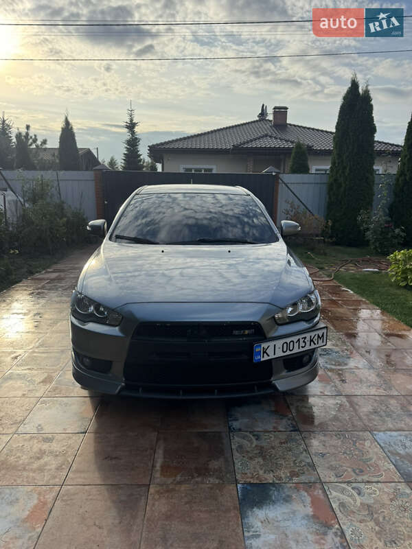 Mitsubishi Lancer 2015