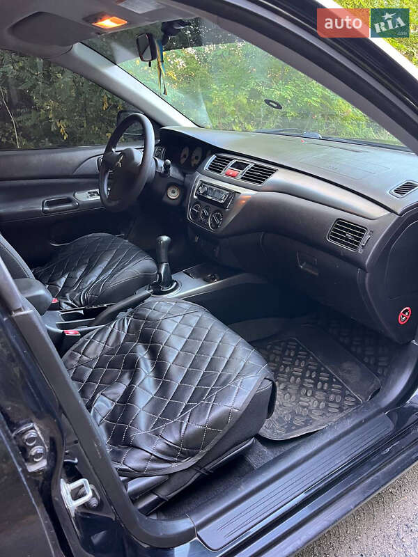 Седан Mitsubishi Lancer 2009 в Верховец