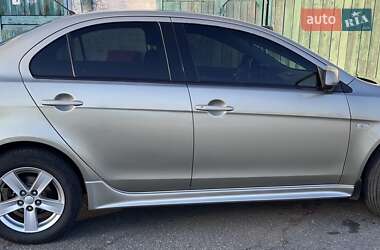 Седан Mitsubishi Lancer 2009 в 