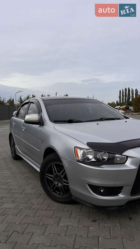 Седан Mitsubishi Lancer 2007 в Николаеве
