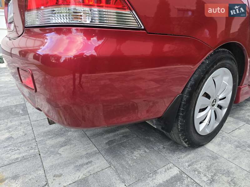 Седан Mitsubishi Lancer 2005 в Ивано-Франковске