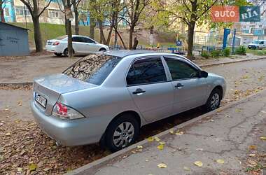 Седан Mitsubishi Lancer 2004 в Дніпрі