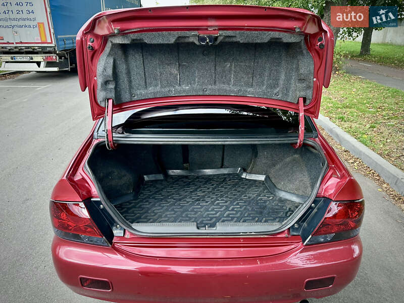 Седан Mitsubishi Lancer 2008 в Виннице