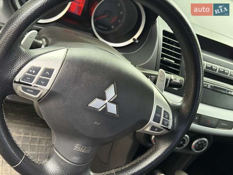 Седан Mitsubishi Lancer 2007 в Запорожье
