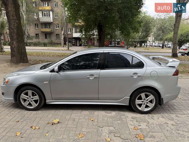 Седан Mitsubishi Lancer 2007 в Запорожье