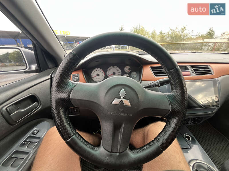 Седан Mitsubishi Lancer 2007 в Ивано-Франковске