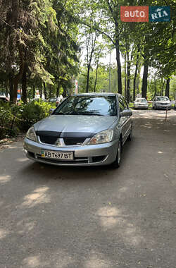 Седан Mitsubishi Lancer 2006 в Виннице
