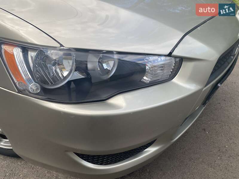 Седан Mitsubishi Lancer 2008 в Львове