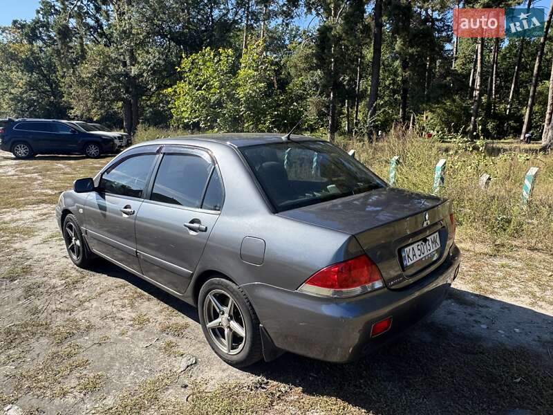 Седан Mitsubishi Lancer 2007 в Киеве