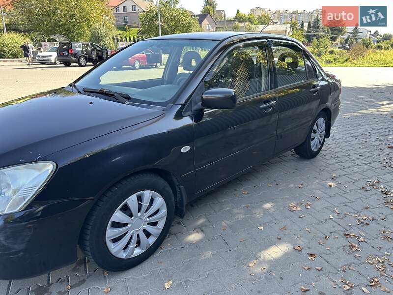 Седан Mitsubishi Lancer 2004 в 